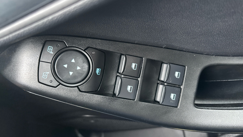 Ford Fiesta 1.0 EcoBoost Titanium 5dr Petrol Hatchback